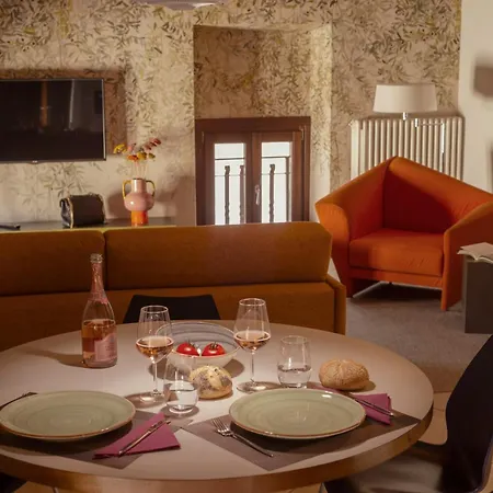 La Grotta Appartement *